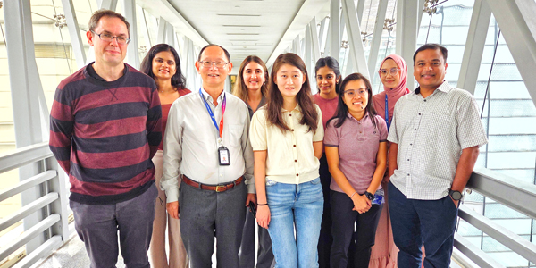 SINGAPORE SCIENTISTS DISCOVER LUNG CANCER'S "BODYGUARD SYSTEM" – AND HOW TO DISARM IT